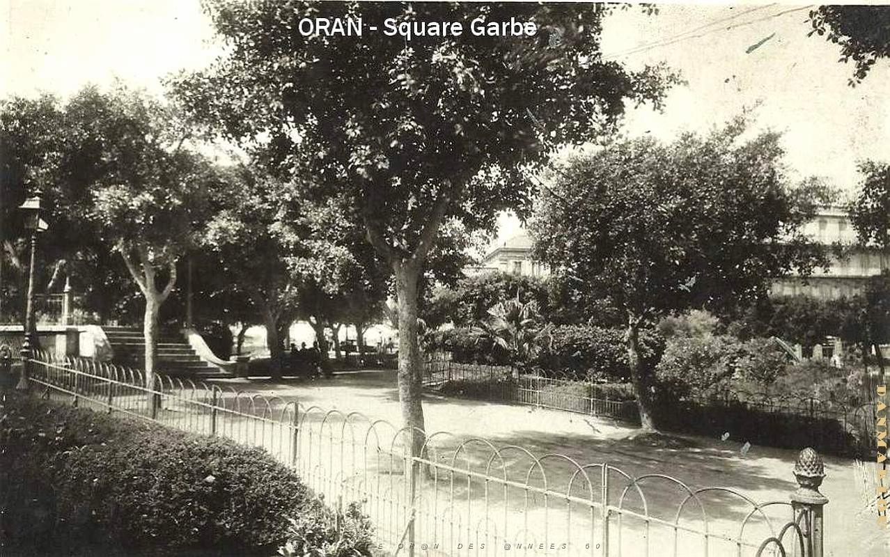 CA f- 041- Square Garbe.jpg